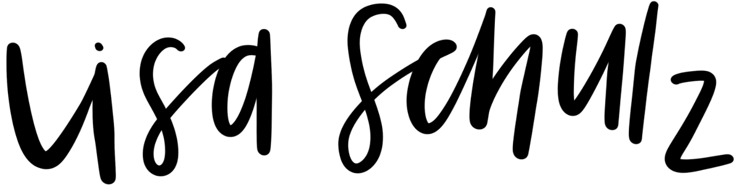 Lisa Schulz logo in black handwriting.